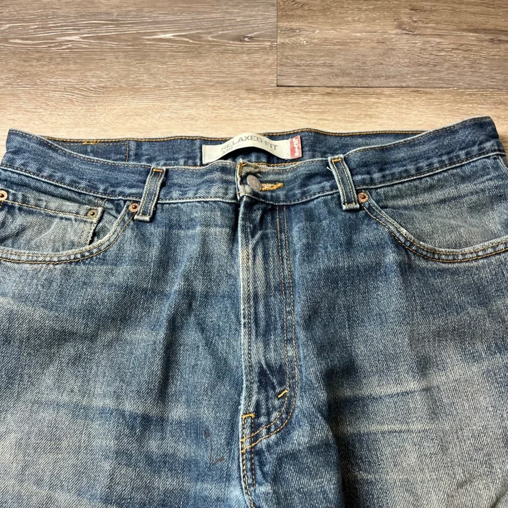Levis 550 Jeans Mens 36x30 Blue Relaxed Fit Tapered Leg Distressed Denim 90s